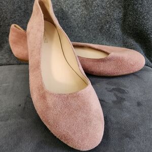 Women's Mauve Suede Round-Toe Flats